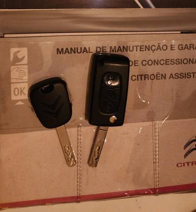 CITROËN C4 1.6 GLX 16V FLEX 4P MANUAL CITROËN C4 1.6 GLX 16V FLEX 4P MANUAL